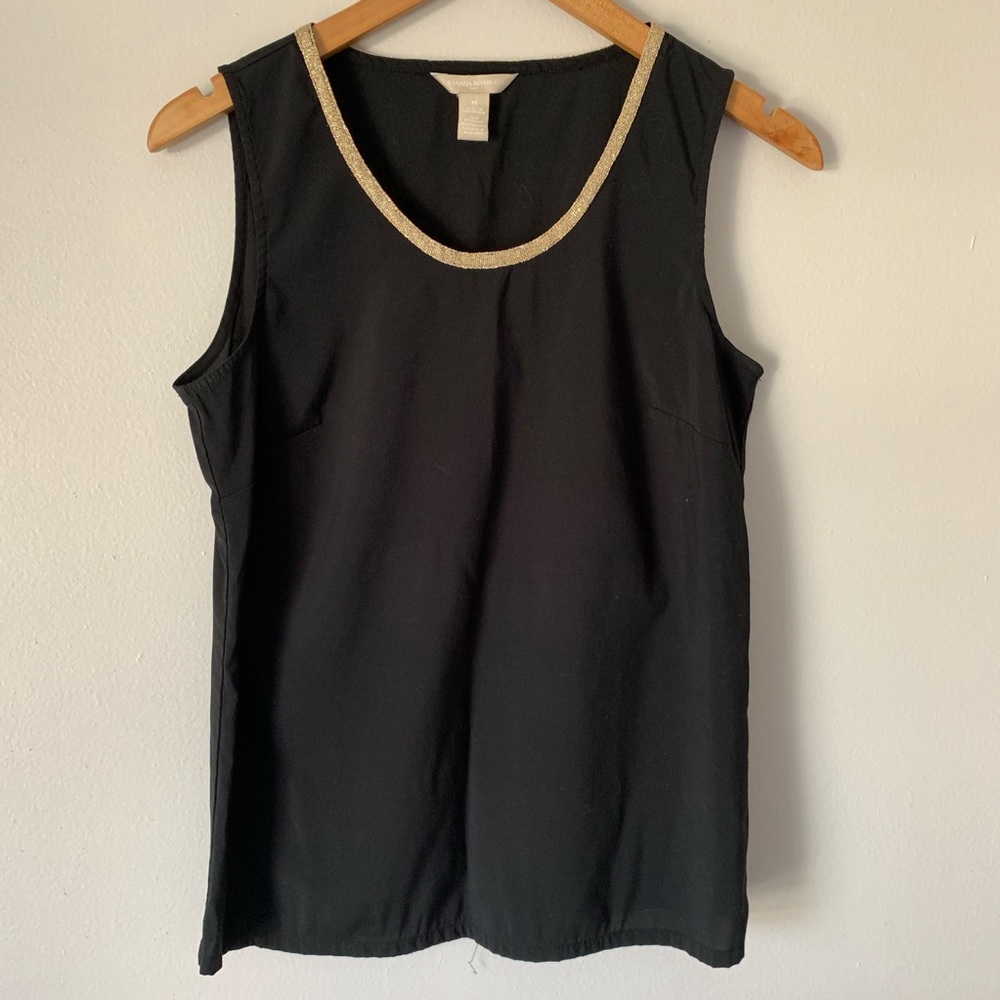 💰🌟 2/$15 Republic Shell Top - Black w/ Gold